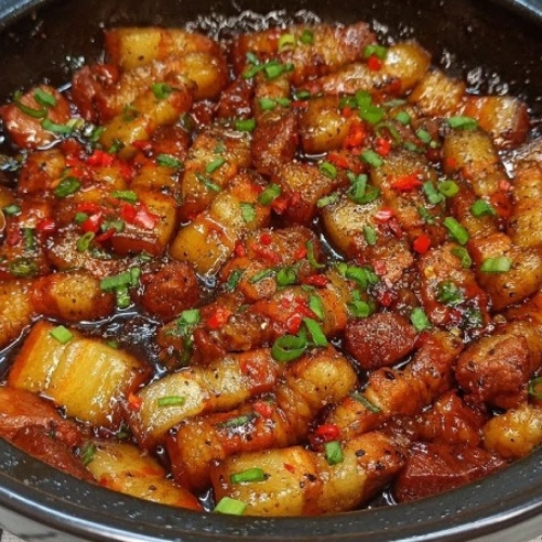 Thịt kho ruốc sả Huế